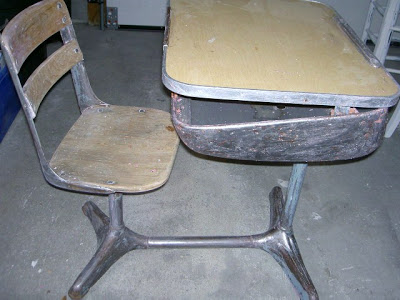 vintage schooldesk stripped