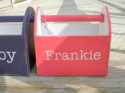 kids wood trugs with personalization detail