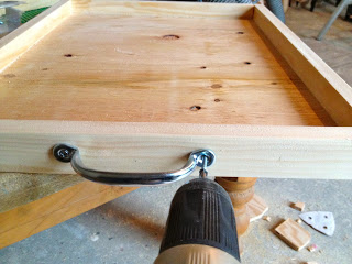 attaching handle to wood tray