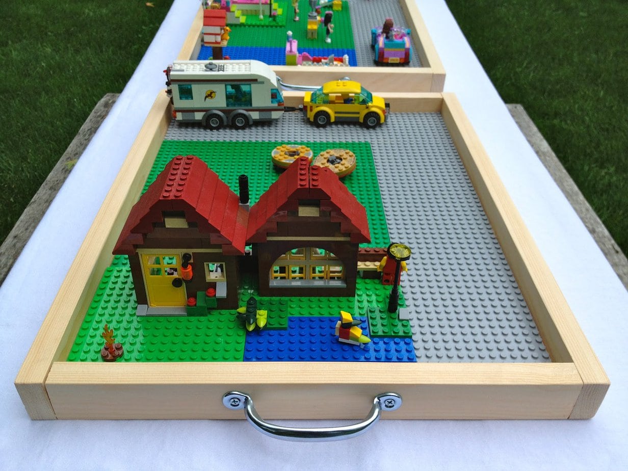 DIY Portable Lego Tray - Jaime Costiglio