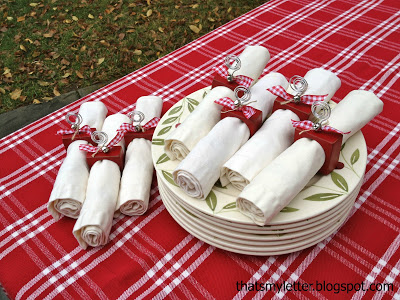 diy christmas wood napkin ring placecards with bells