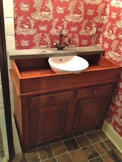 antique farmhouse bathroom sink