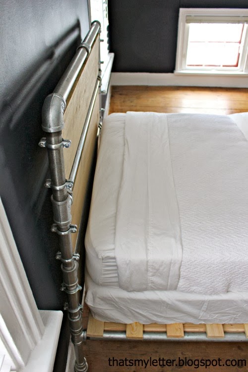 galvanized steel pipe bed with wood slat detail
