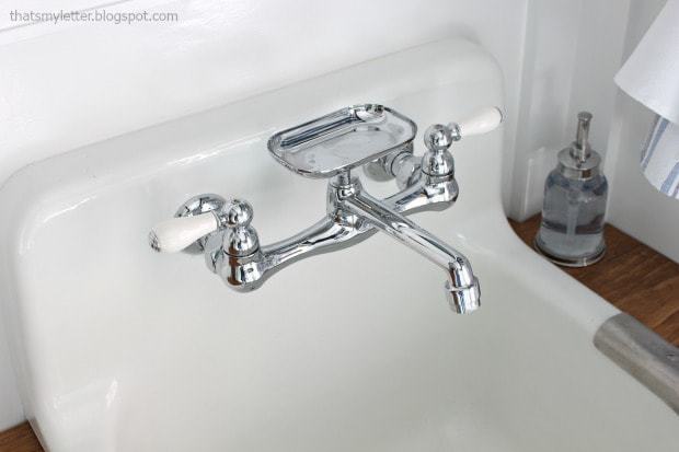 wall mounted sink faucet