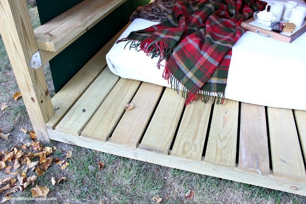 deck style floor in outdoor cabana