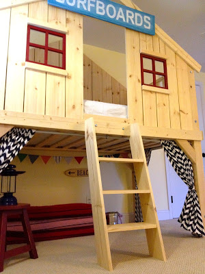 playspace under clubhouse loft bed