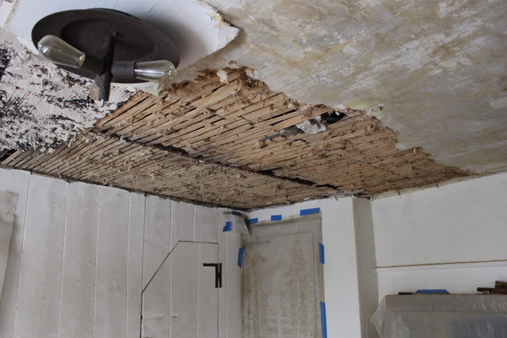removing plaster from ceiling