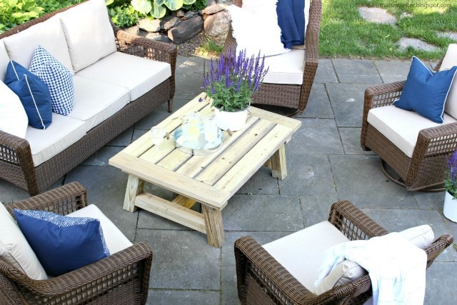 outdoor patio coffee table