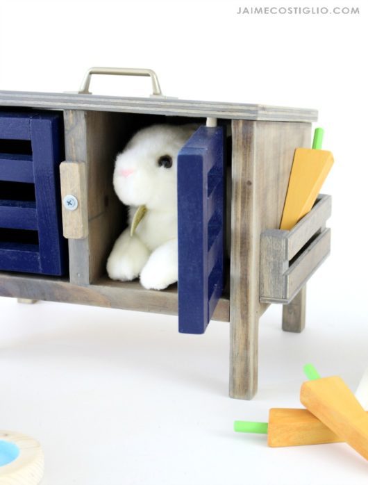 Play Bunny Hutch Jaime Costiglio