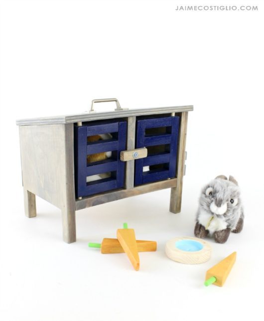 Play Bunny Hutch Jaime Costiglio