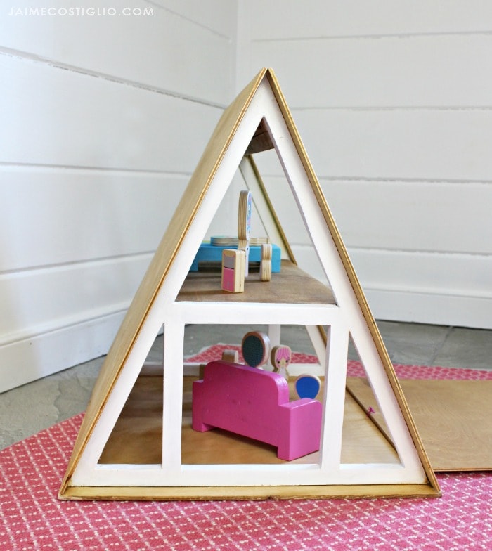 A frame dollhouse cut out detail