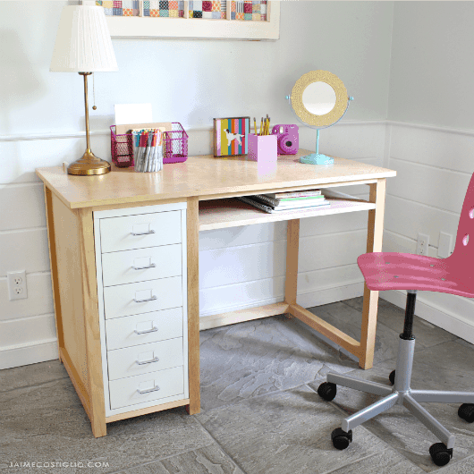 Build a Wood and Metal Desk - Jaime Costiglio