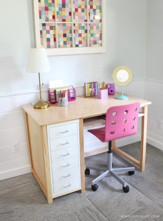 Build a Wood and Metal Desk - Jaime Costiglio