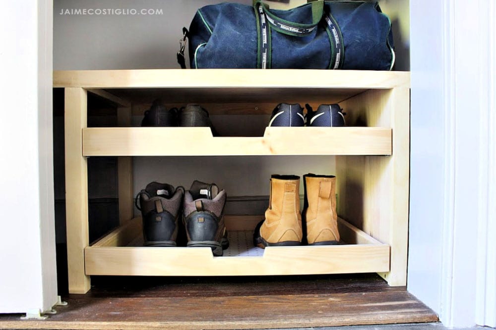 pull out shoe storage