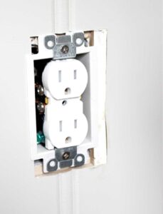 How To Replace Outlets Over Beadboard - Jaime Costiglio