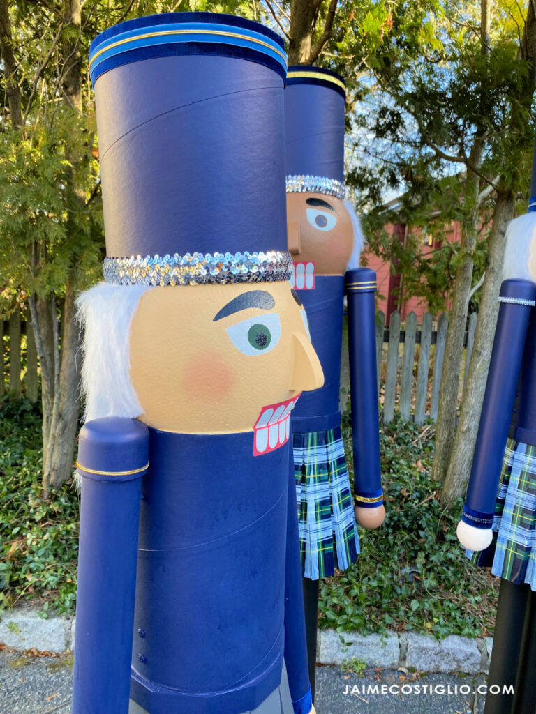 DIY Giant Nutcracker - Jaime Costiglio